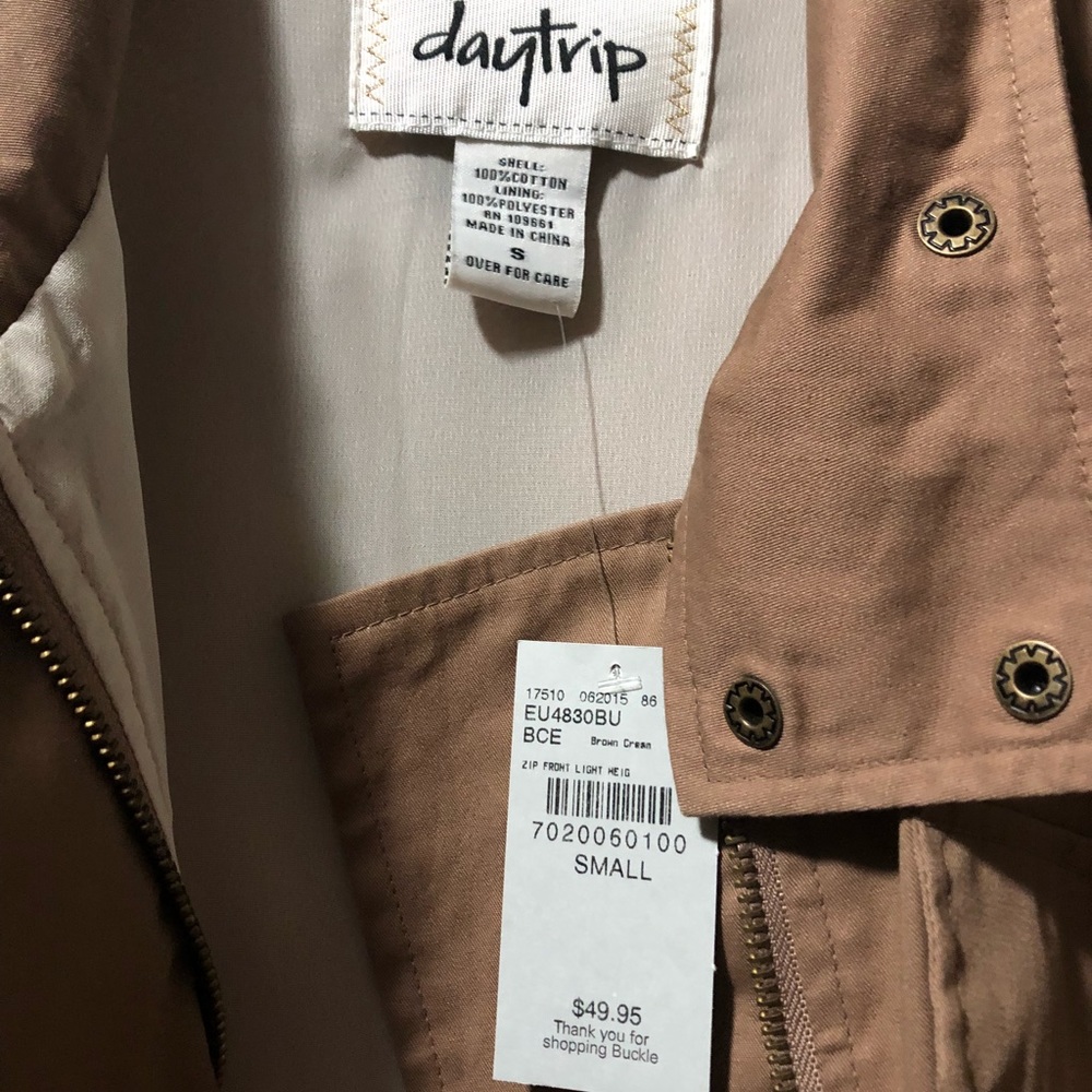 Jacket - Picture 2 of 4
